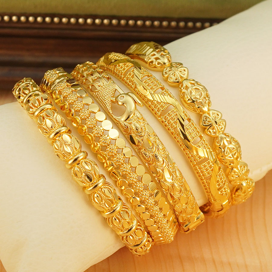 Ethnic Fashion In Dubai - 1 Stück Goldfarbenes Pfauen-Motiv Armreif-Set für