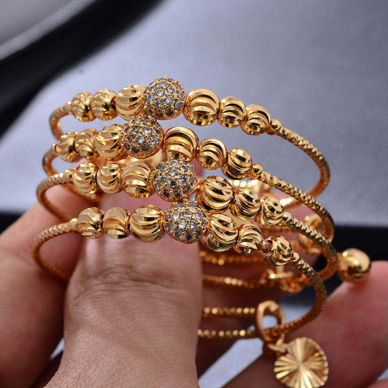 Ethnic Fashion In Dubai - 24K 4-teiliges Set Ethnische Perlen-Armreifen in