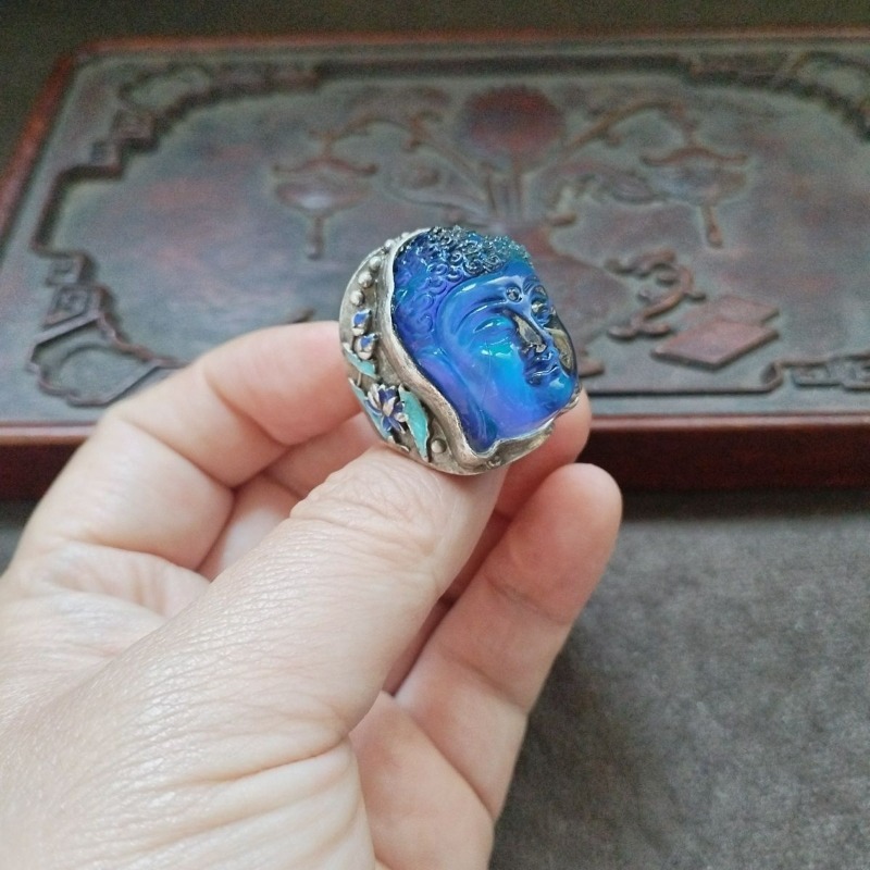 Ethnic Fashion Imports - Vintage Importierter Buddha-Kopf-Ring mit Antiker Patina,