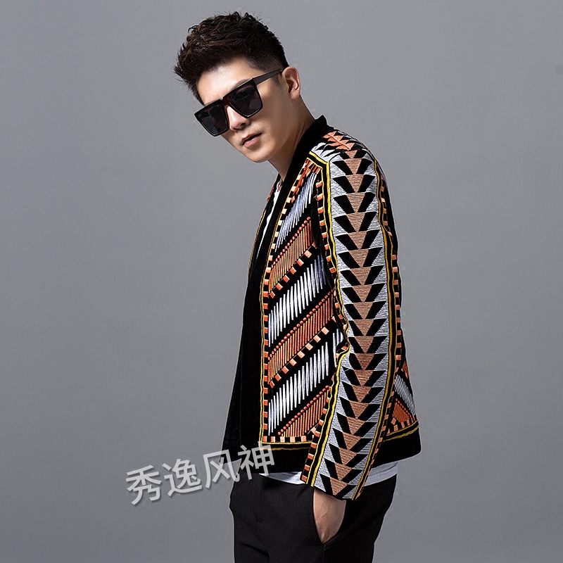 Ethnischer Anzug im Importiert – Ethnic Fashion Imports Bewertung und Preis