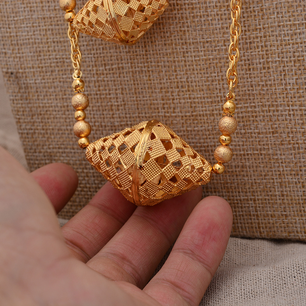 24k Dubai äthiopische indische – Ethnic Fashion In Dubai Bewertung und Preis
